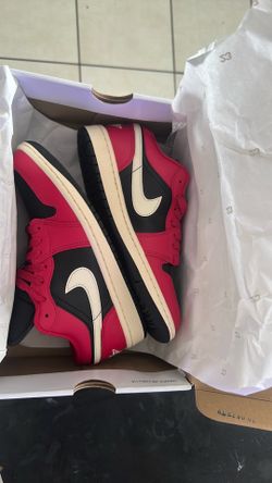 Air Jordan Low1 Black red and white vintage