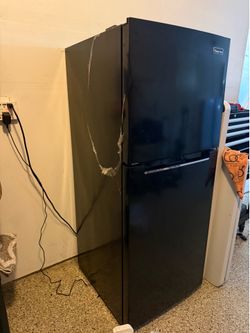 Magic Chef Refrigerator