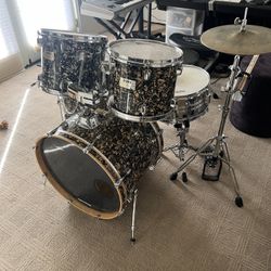 Mapex Drum Set 