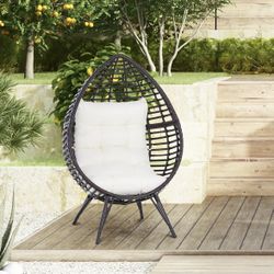 Luxembourg Patio Chair with Cushions