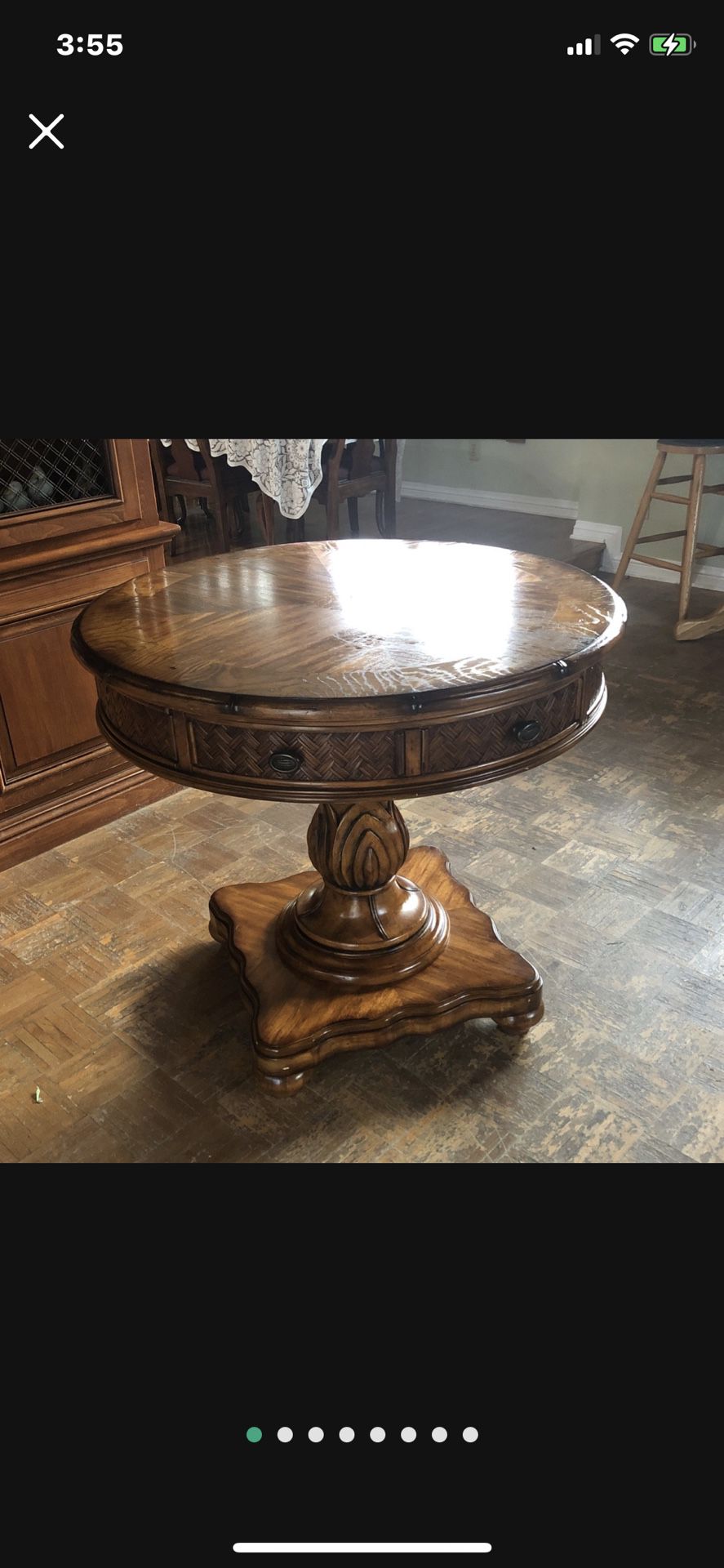Beautiful 36” Round  Foyer table