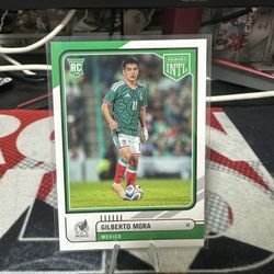 Gilberto Mora Rookie 
