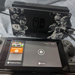 Nintendo Switch console and Dock 