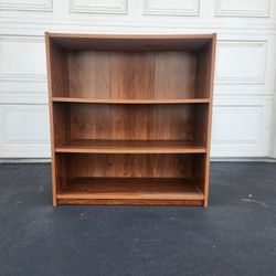 Bookshelves book shelf good condition