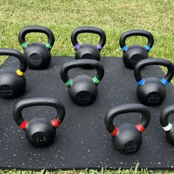 Kettlebell Bran New  1.8$ Per Pound  Size available 9/10/13/15/18/20/25/26/30/35/40/44/45/55/60/70