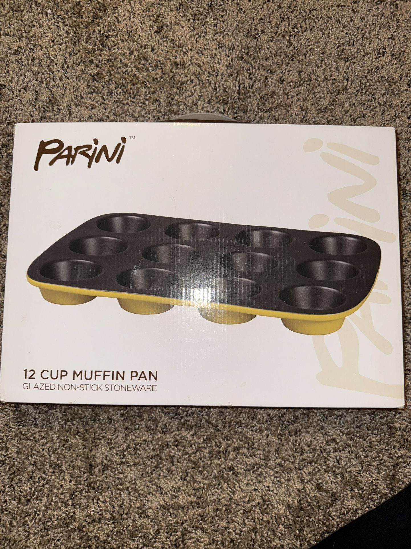 Parini 12 Cup Muffin Pan