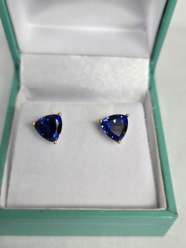 14kt Gold Trillion Cut Labgrown Sapphire Earrings