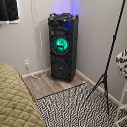 Bluetooth speaker radio mp3 And guitar Outlet 