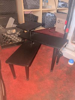 Unique black stand that adjustable