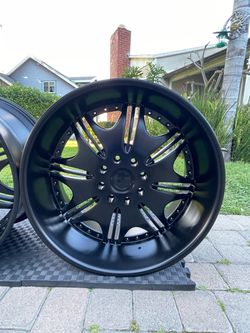 8 Lug Nut Rims/ Rines De 8 birlos (8x6.5) Size: 25”