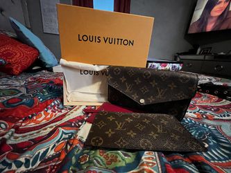 Louis Vuitton Felicie Pochette Purse (authentic) for Sale in Riverside, CA  - OfferUp