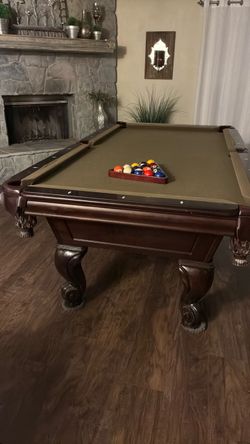 Pool table