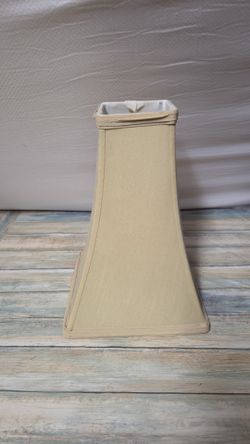 Lamp Shade In Good Condition 
