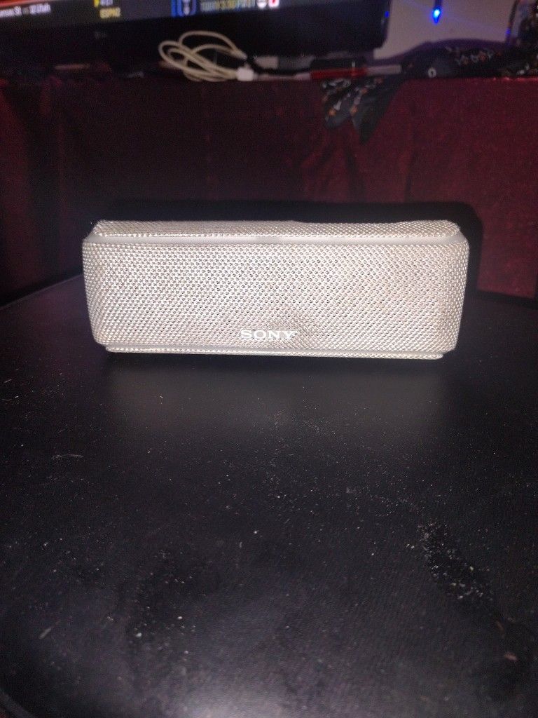 Sony 35 watt XB21 wireless Bluetooth Speaker ( w/ 100 wireless party chain)
