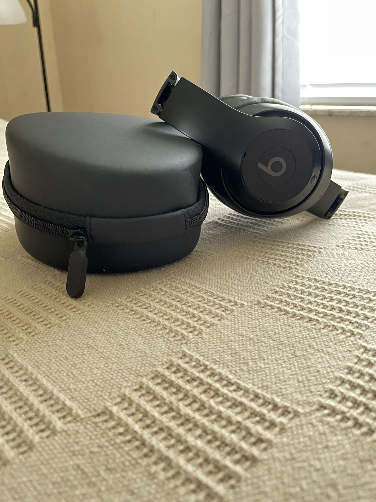 Beats Studio Pro