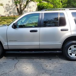 2002 Ford Explorer