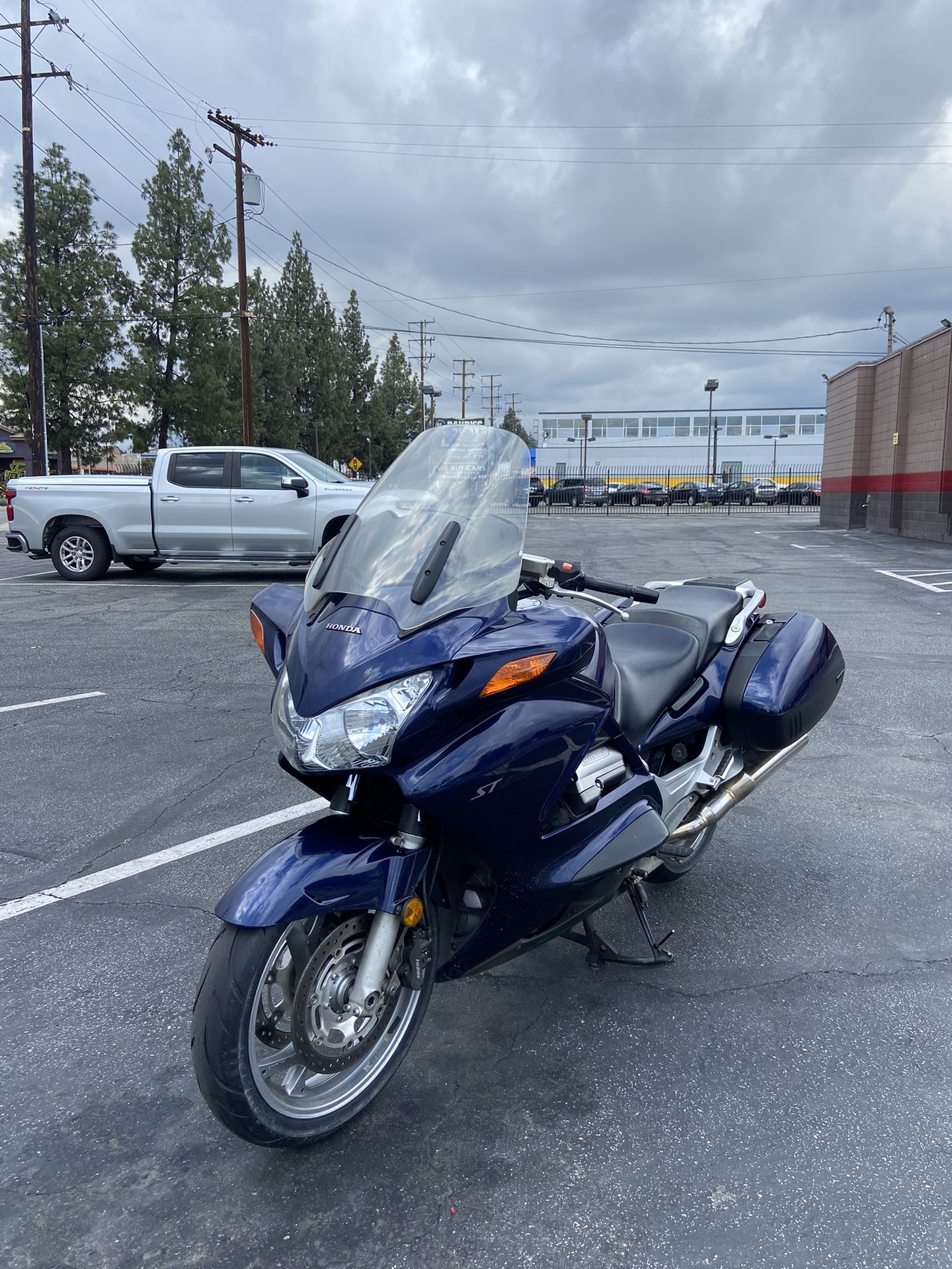 2004 honda st1300