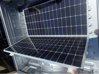 Two RENOGY RSP200D Solar Panels
