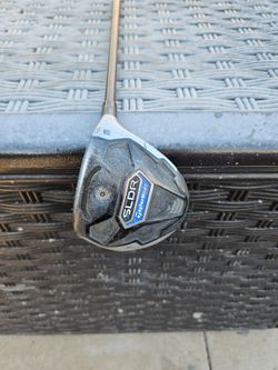 Taylormade SLDR 15 degree, 3 wood, missing grip