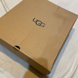 UGG BOOTS (size 10 )