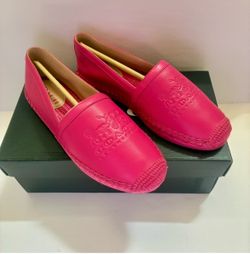 New in box Coach Pink leather flat shoes Size 7.5 or 8