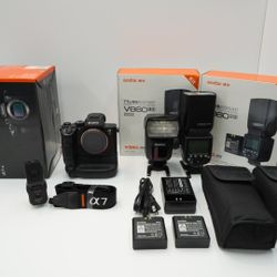 Sony a7R III Mirrorless Camera

