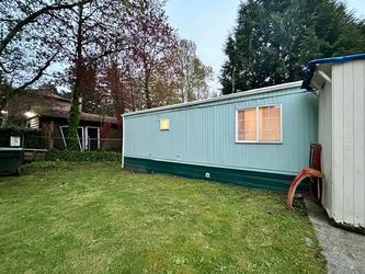 Single mobile home