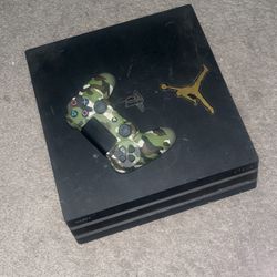 PS4 Pro  And Controller 