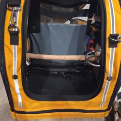 Pet Traveling Carrier