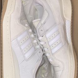 Adidas Forum 84 Size 11