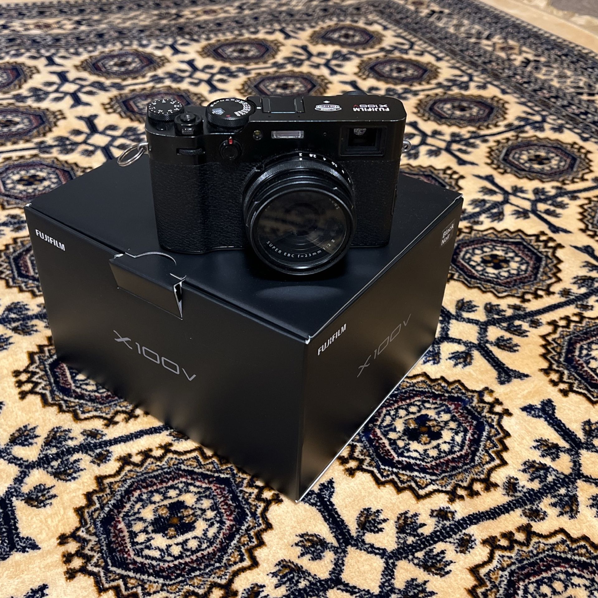 Fujifilm x100v