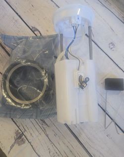 Electric Fuel Pump Module Assembly for Acura TSX 2004-2008 Honda Accord L4 2.4L