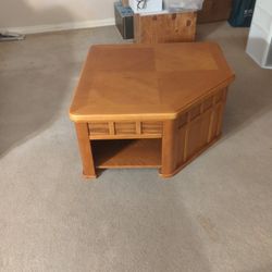 Square Oak Lift Coffee Table