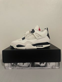 Air Jordan 4 Retro OG Flight Club