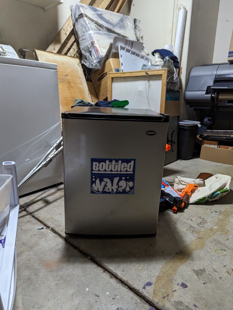 Mini Refrigerator