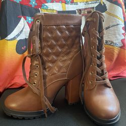 Shoedazzle Boots