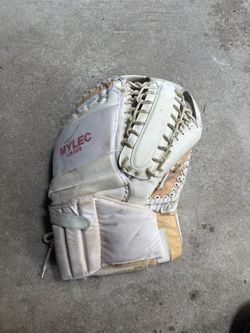 Mylec Gm580 Sr Hockey LH Glove- Medium 