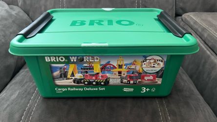 Brio Cargo Railway Deluxe Set
