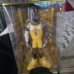 Funko LeBron James Gold 12” Premium Vinyl Figure Lakers Yellow Jersey #6