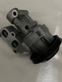 KIA/HYUNDAI 2011-2016 + WATER PUMP : PULLY & WATER PUMP HOUSING 40$