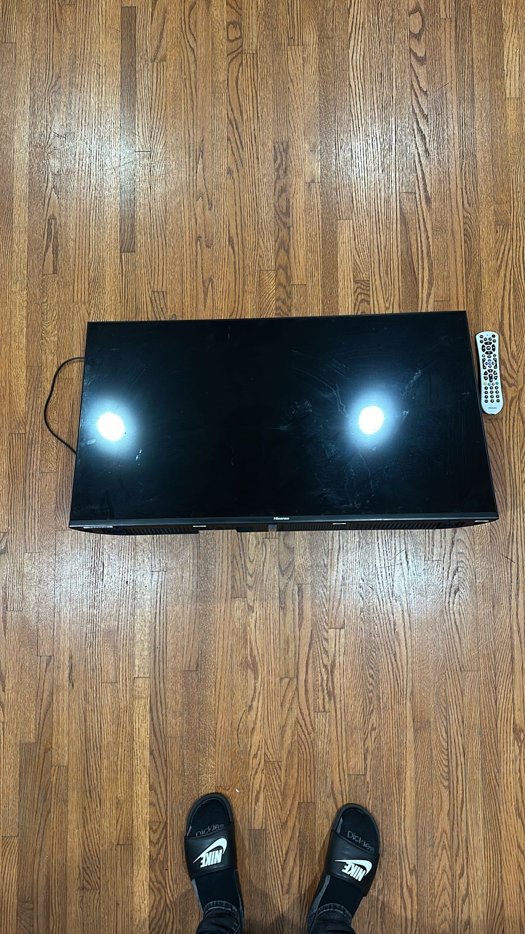 Hisense-32 inch TV