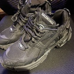 Balenciaga Runner Matte Black,size 41