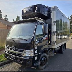 2020 Hino 195 4x2 Reefer Truck