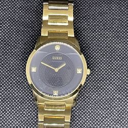 ***MEN’S GUESS GOLD TIME WATCH WITH DIAMONDS ACCENT ***