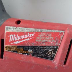 MILWAUKEE SDS PLUS ROTARY HAMMER DRILL 18V LITHIUM FUEL BRUSHLESS WITH BATTERY AND CHARGER 