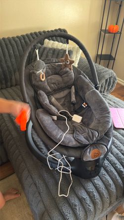 Baby swing