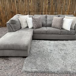 Sectional Couch 