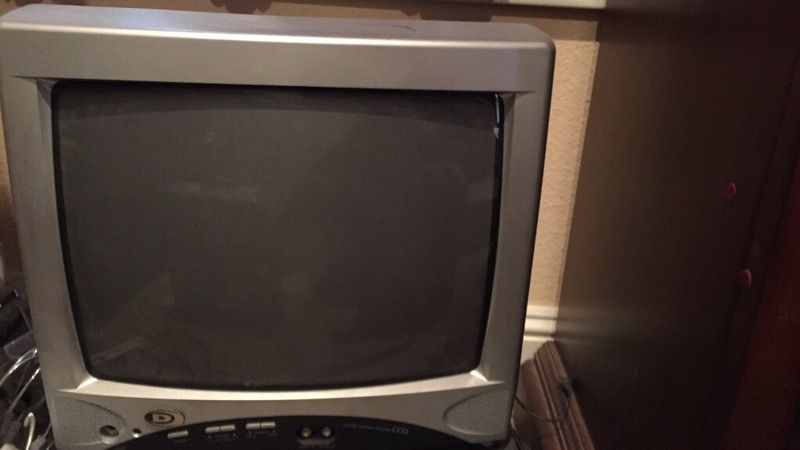 13 inch color TV