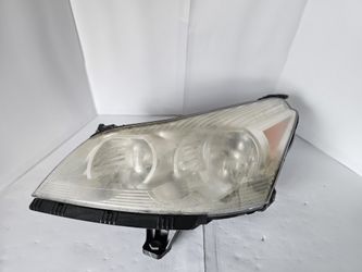 2009-2012 OEM Chevrolet  Traverse Halogen Headlight Left Driver Side