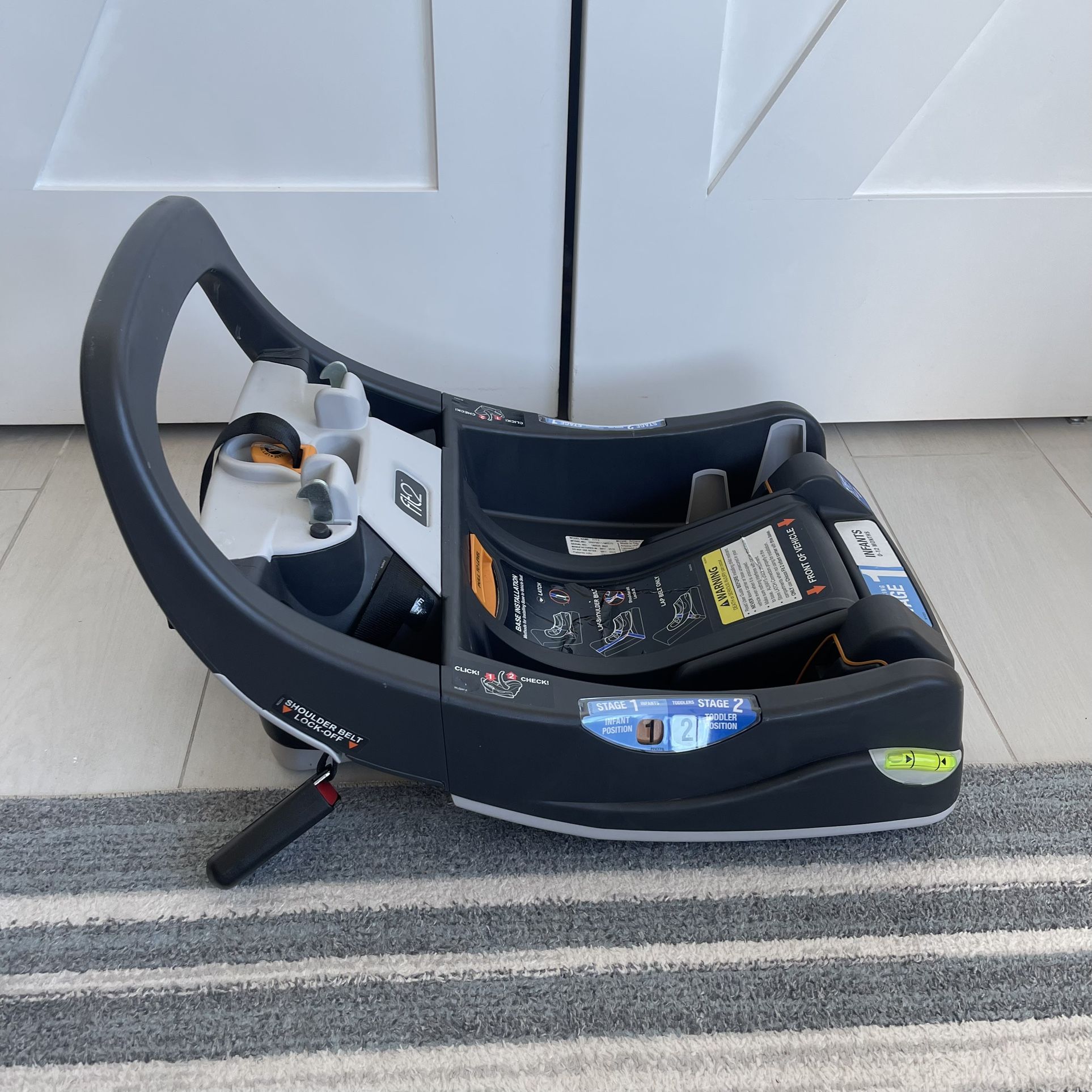 Chicco 2 car seat Base FREE